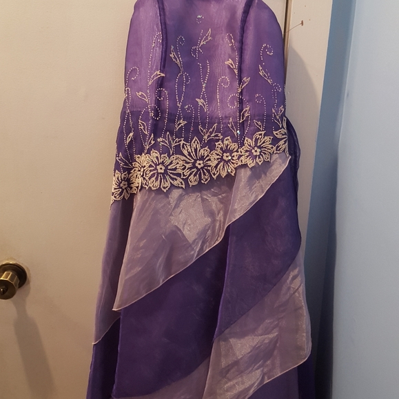 GIRL DRESS - Picture 1 of 4